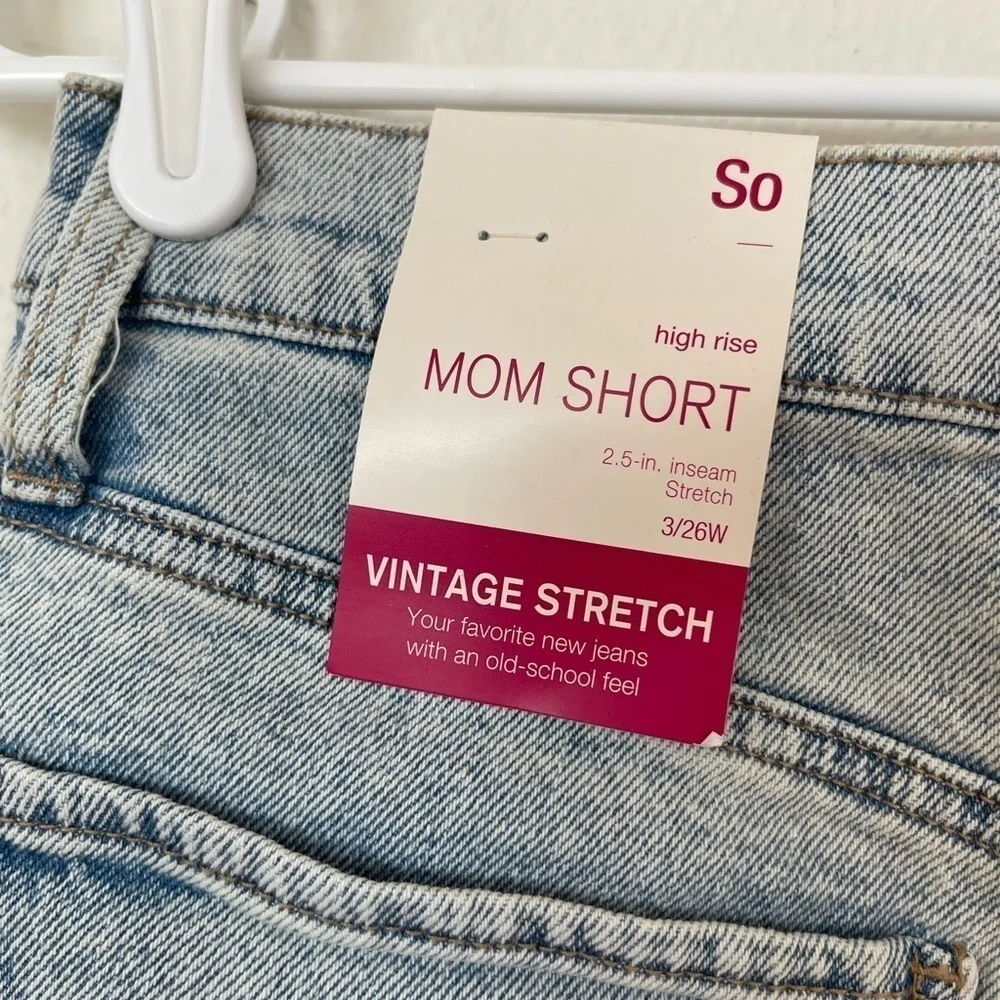 SO hight rise mom short size 3/26